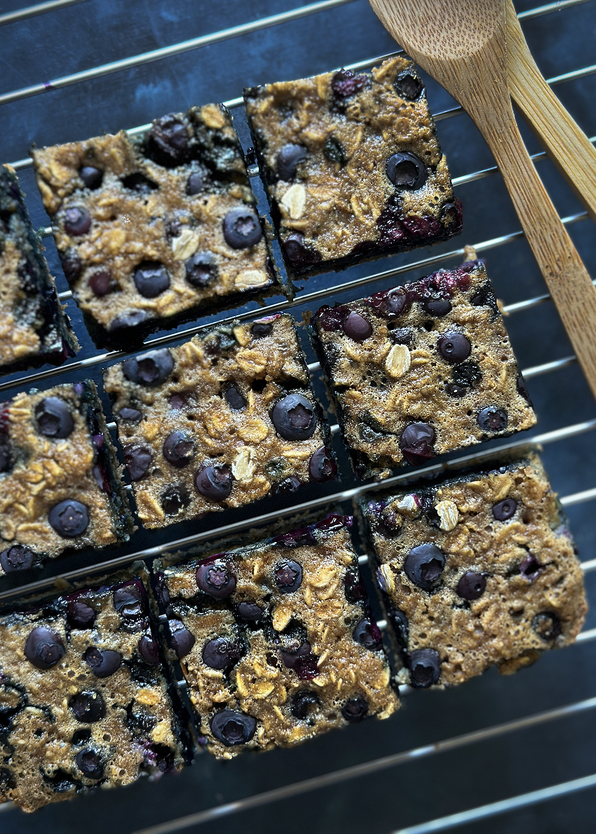 Healthy Blueberry Muffin Baked Oatmeal: Delicious Breakfast & Snack